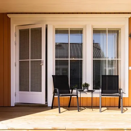 Ihastuttava Luhtitaloyksioe Kokkola (Karleby)